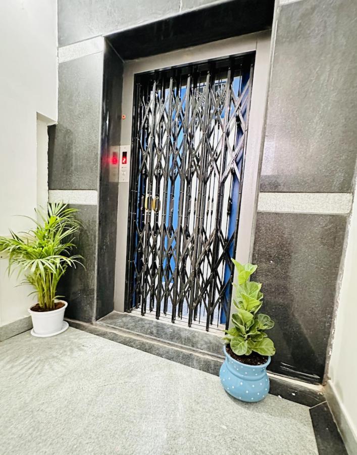Tirupati Homestay - Shilparamam - Luxury Ac Apartments By Stayflexi - Fast Wifi, Kitchen, Android Tv - Walk To Ps4 Pure Veg Restaurant - Easy Access To Airport, Railway Station And To All Temples Ngoại thất bức ảnh